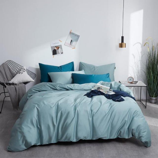 Clear Sky - Light Blue Bedding Set For Sale